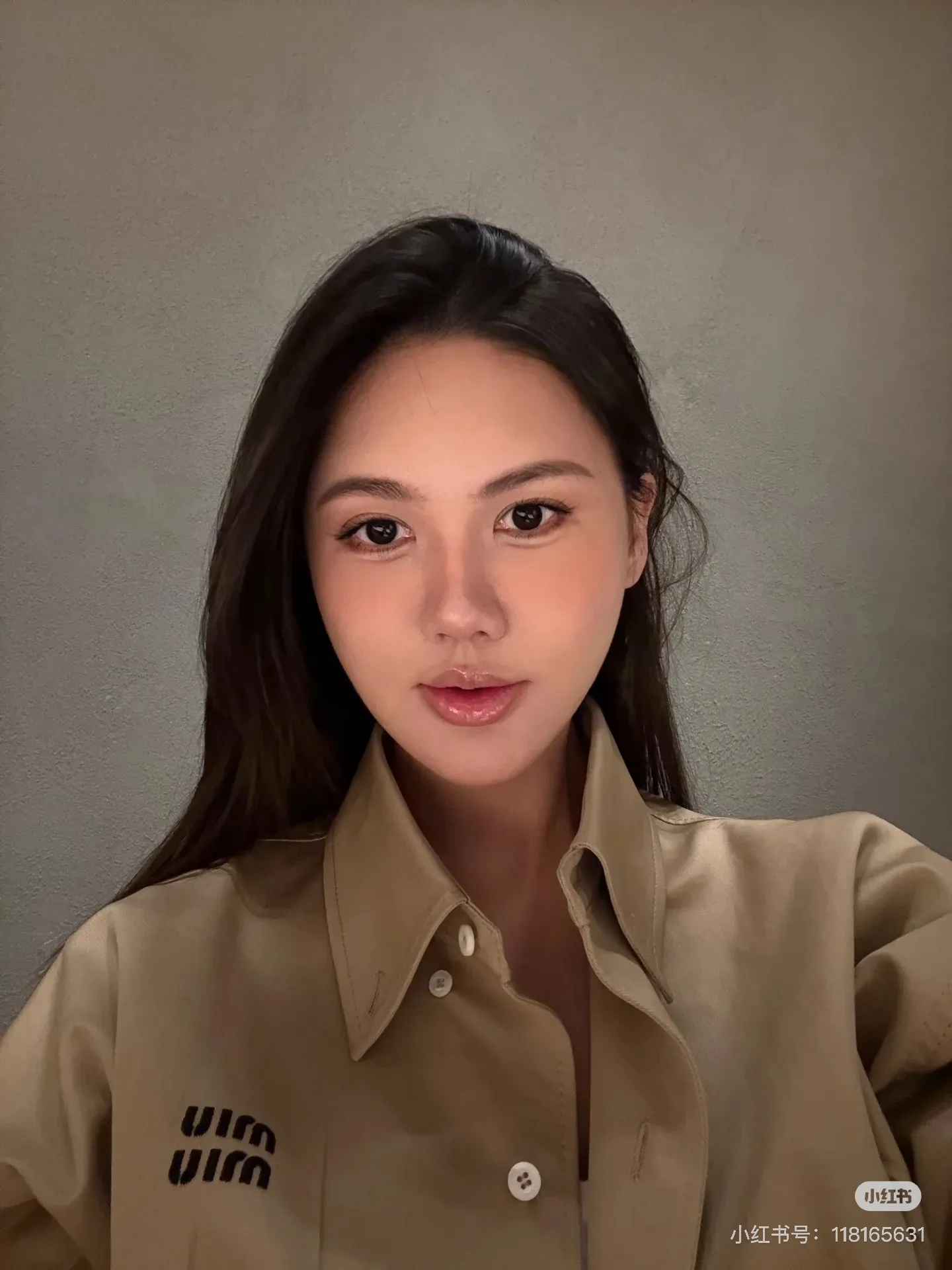 Miu Miu Khaki Miu Miu Classic 1： Miu Miu 2: 3: 4: Size：M-3XL