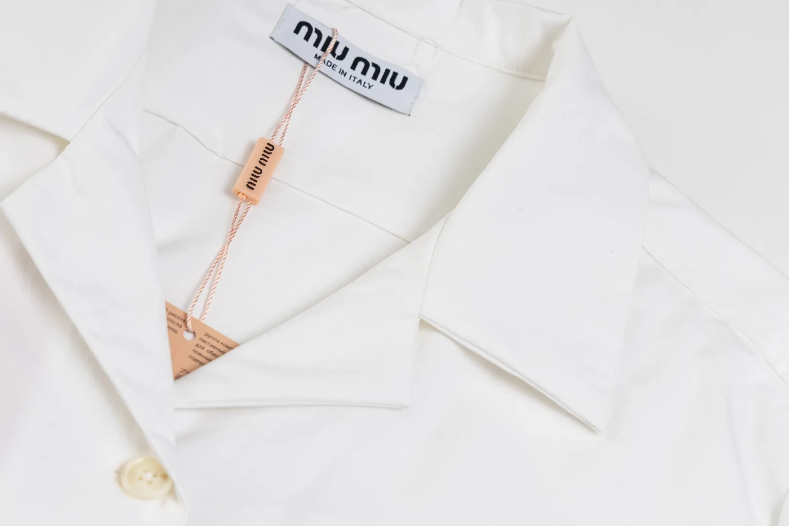 Miu Miu/ 24FW Zp 10200 ！Zp ， ， ， ！ ！ ， ！ ， ， ， ， ！ Size：S M L XL