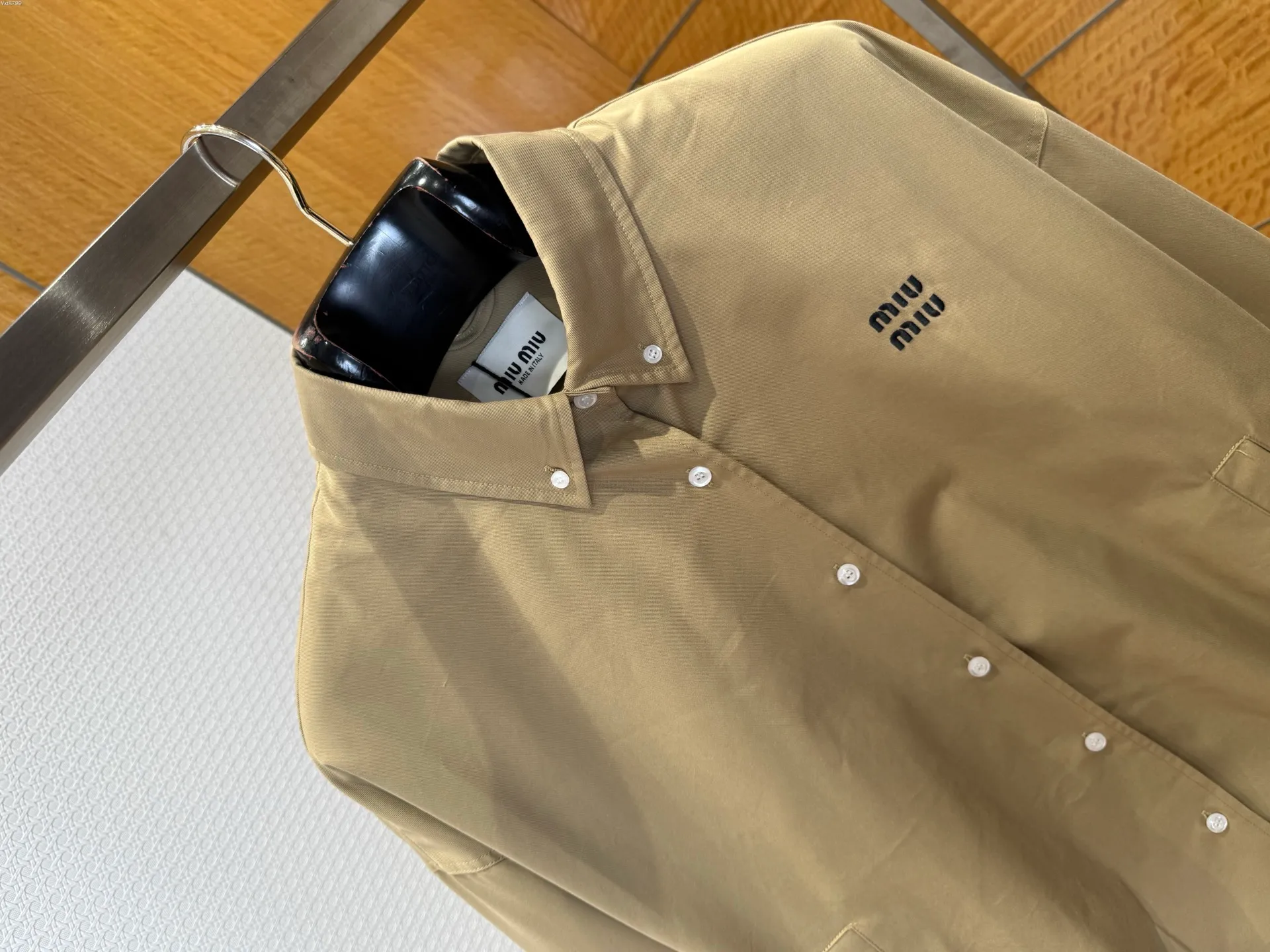 Miu Miu Khaki Miu Miu Classic 1： Miu Miu 2: 3: 4: Size：M-3XL