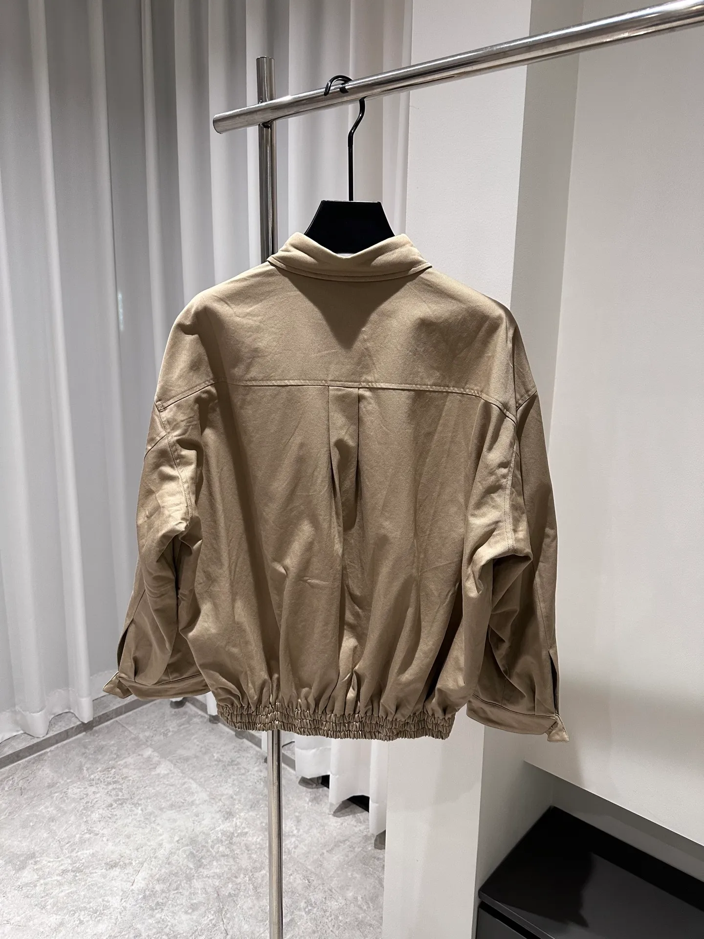 Miu Miu Khaki Miu Miu Classic 1： Miu Miu 2: 3: 4: Size：M-3XL