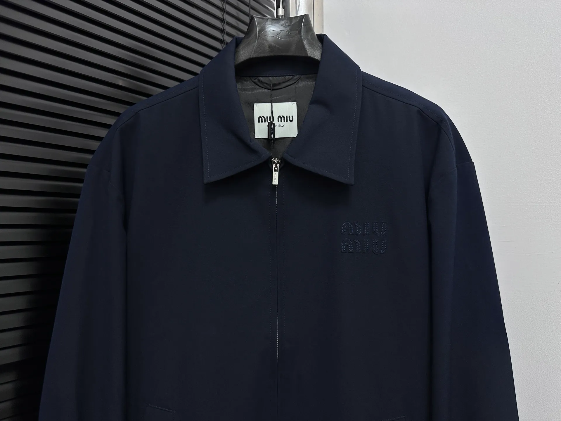 【MIUMIU】 ， 。 ， ， ， ， Navy Blue 。 Quality ， 。 ， ， Same Style ， ， ， ， Same Style！ Size：38 40 42 44
