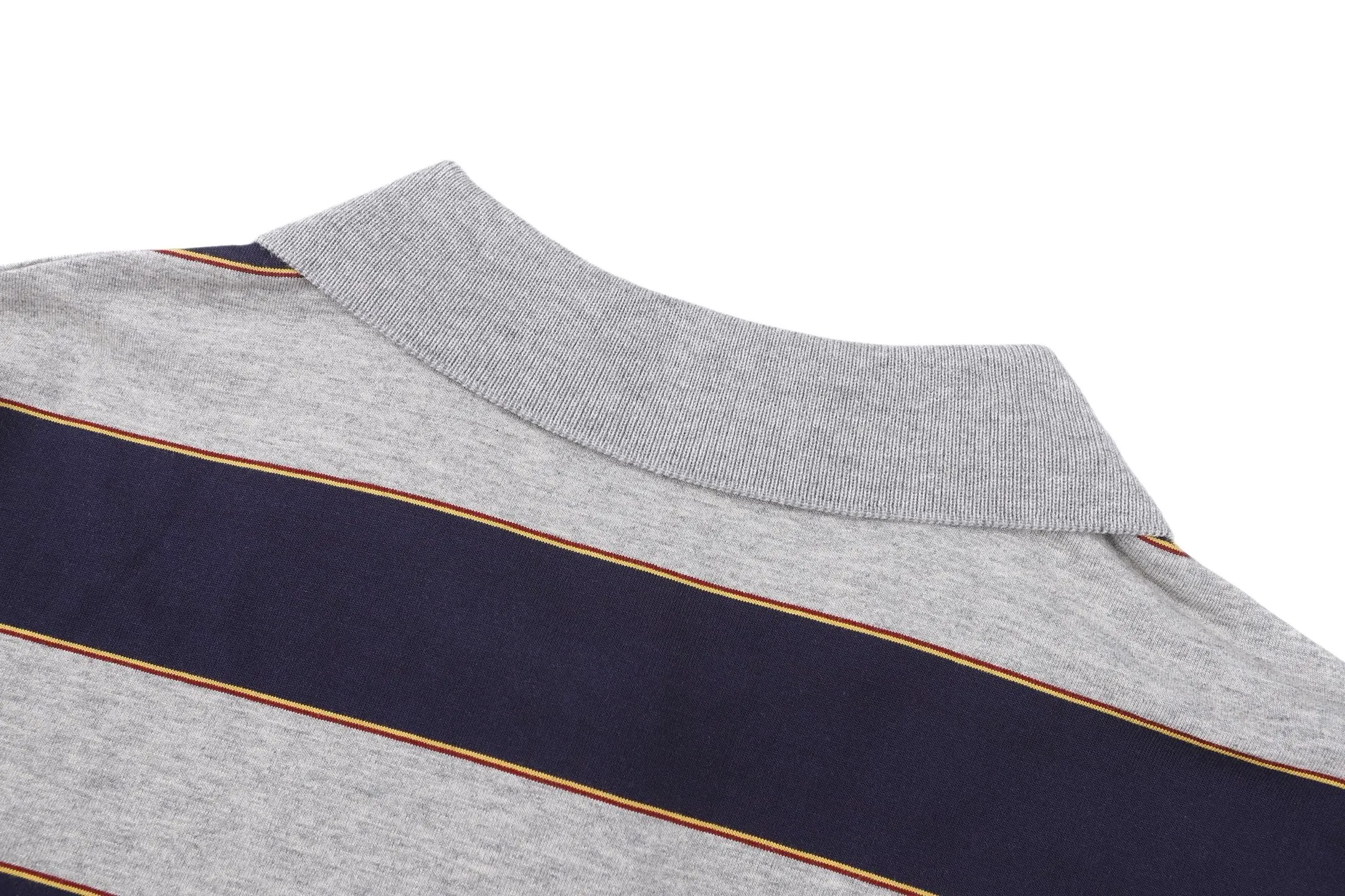 Miu Miu 25SS Polo 10,000 ， ， ， Breathable ， 。Classic ， 、Navy Blue ， ， ，Retro 。 ， ， ， ； ， Quality。 ， ， 。 ， ， 。Size S-XL， ， 、 ， 。 ， ， Same Style ， ， ， ， Same Style。 Size:S-M-L-XL