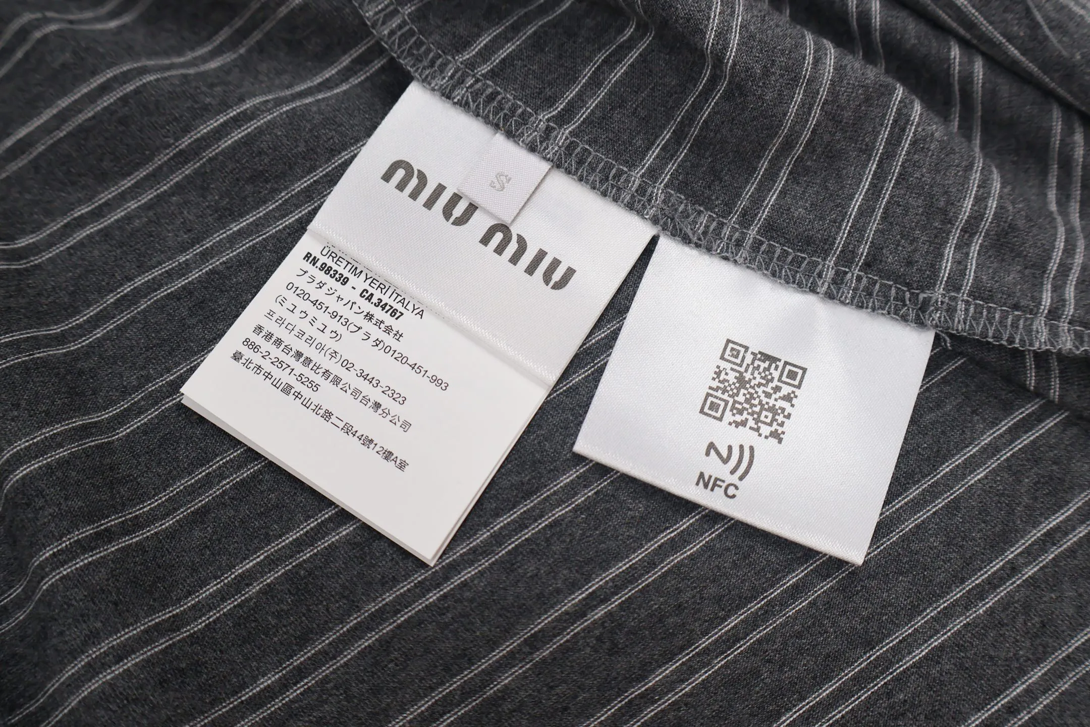 Miu Miu 25SS POLO 9868 ， 60 ， ， ， ， 1：1 ， 1：1 。 Size:S-M-L-XL