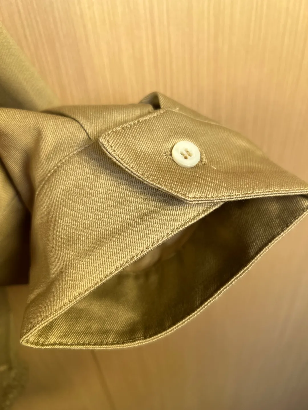 Miu Miu Khaki Miu Miu Classic 1： Miu Miu 2: 3: 4: Size：M-3XL