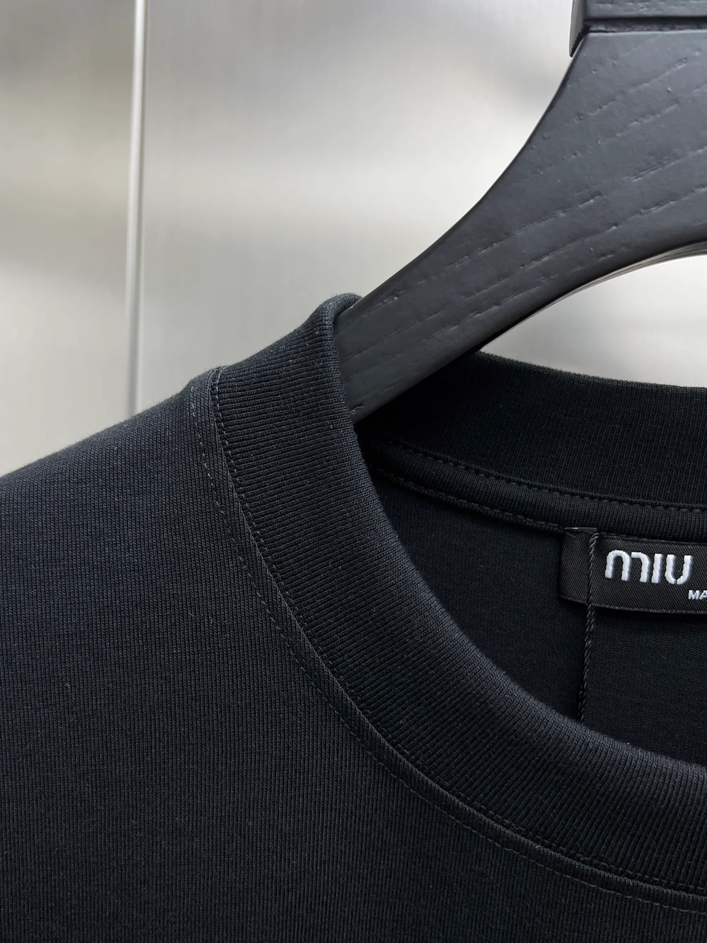 Miu Miu🌟New Arrival T T Hot Sale 99 280 🐎🐎Size：S-XXL Black White 2 Size S 110 54 69 21 M 114 56 71 22 L 118 58 73 22 XL 122 60 75 23 2XL 126 62 77 23
