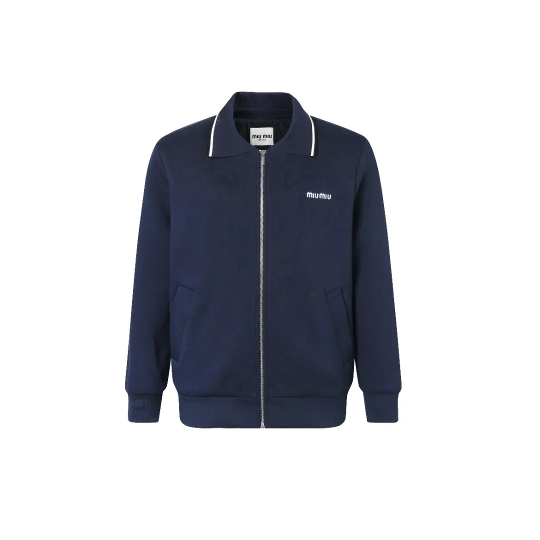 MIUM ： ， ， 。 Classic ， ， 。 ， ， ， 、Breathable 。 ： 、 、 ， ， ， ， ， ±0.1mm 。 ： ， ， ， 。 ， ， 。 ： SIZE:46 48 50 52 ：D 122