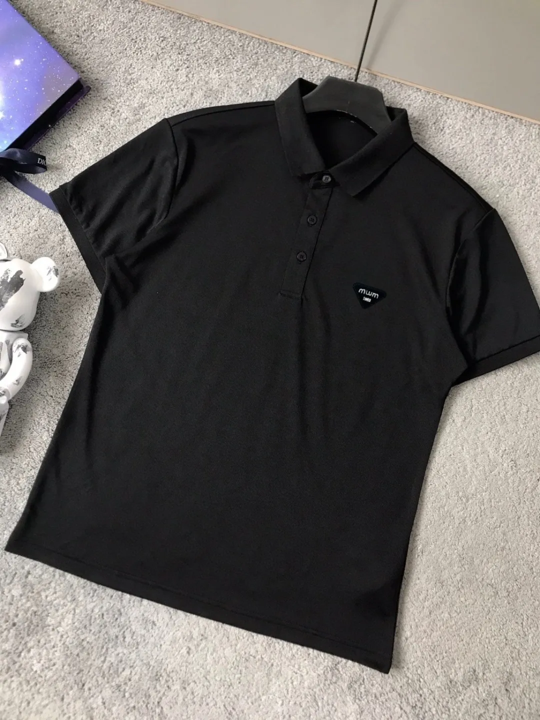 P100【miumiu】 Polo Premium T 、 Breathable logo Versatile ！ Sizes:M-3XL