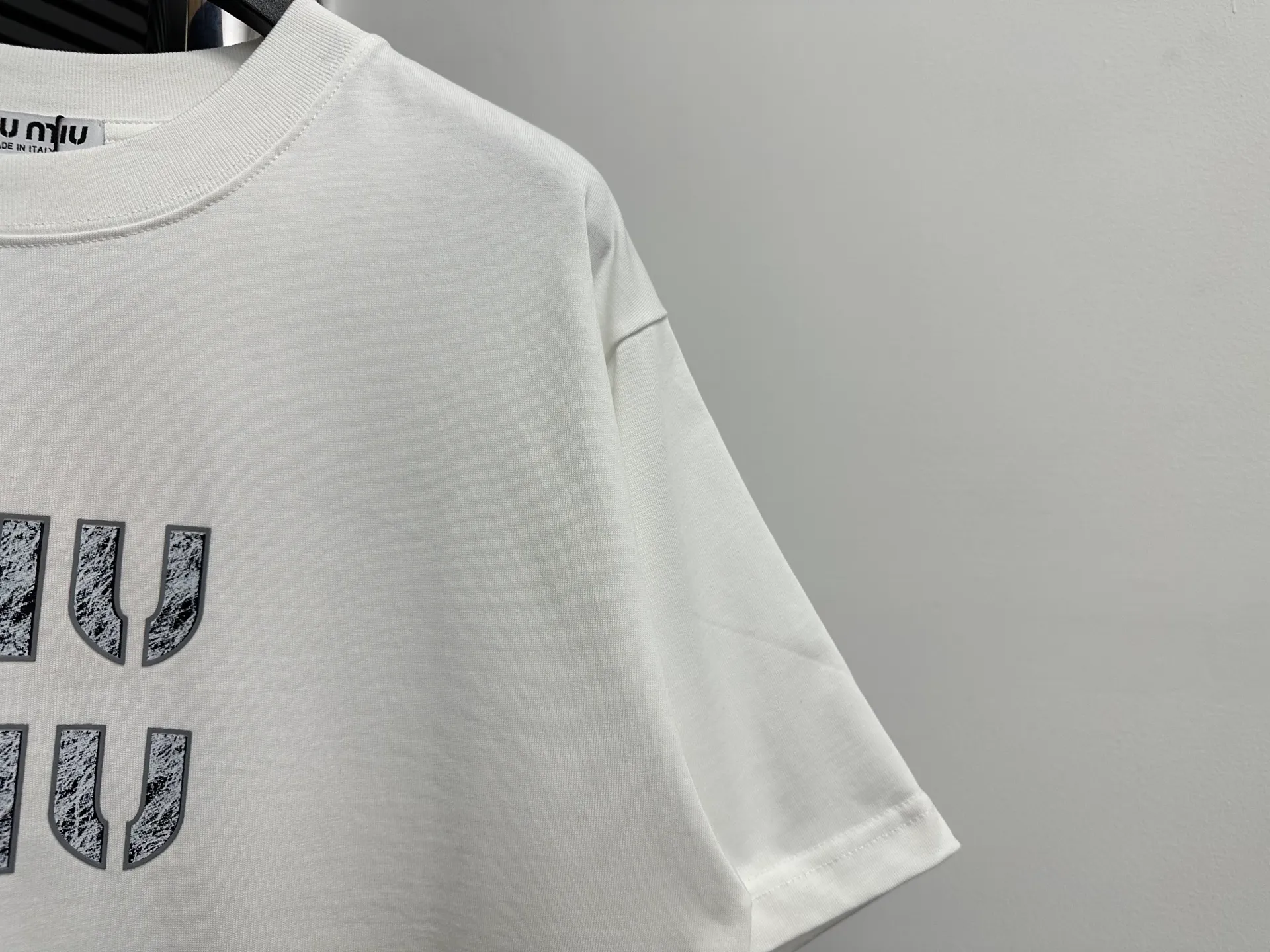 【Miu Miu】 25ss New Arrival T 260g ， 。 、 ， 。 Size：XS-L
