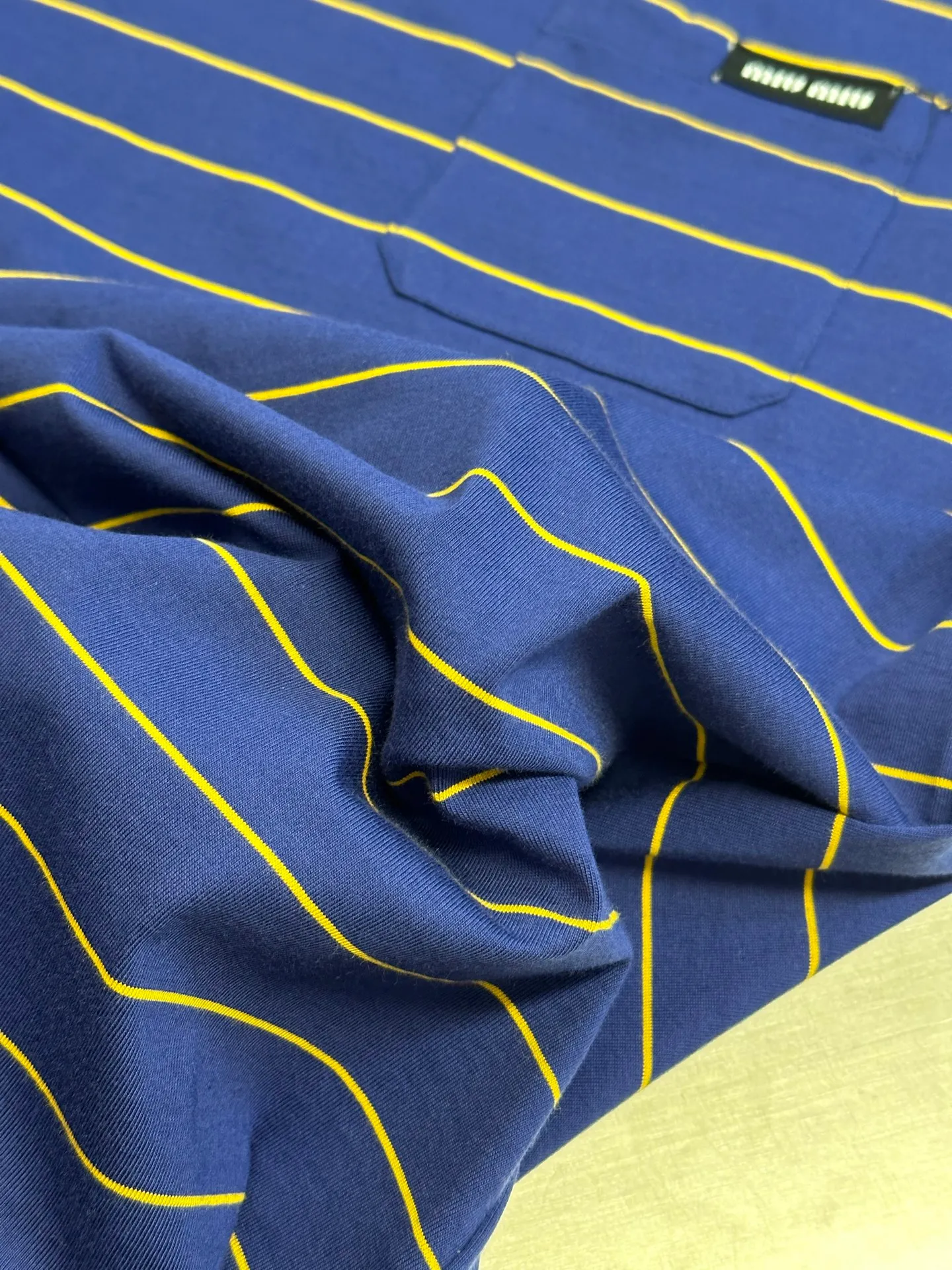 MU ， 24S ，185g； 32S ，380g。 ， ， ， 。 ， ， 、 ，Classic Retro 。 ， ， 。 ， 。 ， ， ， 。 ， Retro ； 。 size：xs s m l