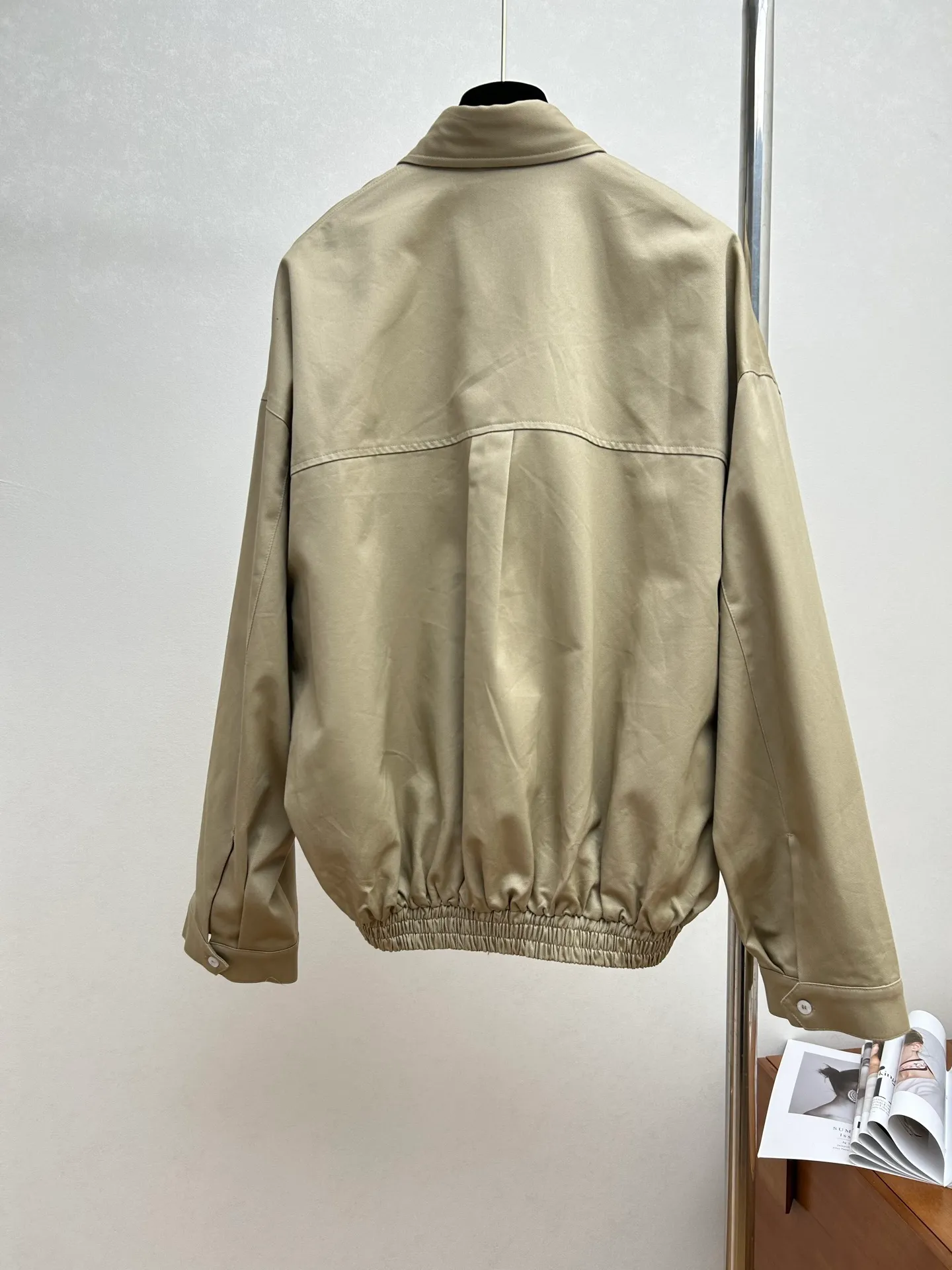 Miu Miu Khaki Miu Miu Classic 1： Miu Miu 2: 3: 4: Size：M-3XL