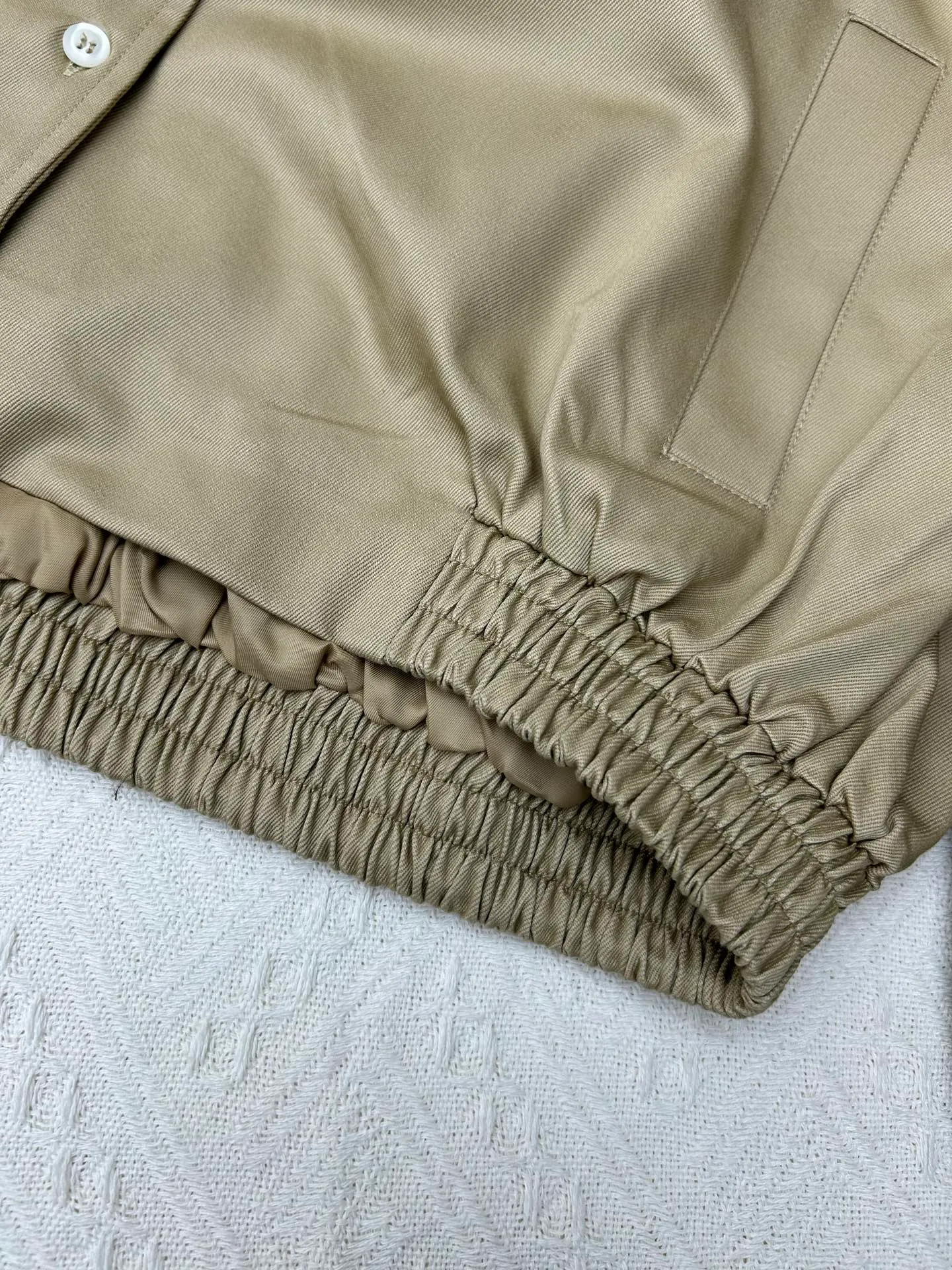 Miu Miu Khaki Miu Miu Classic 1： Miu Miu 2: 3: 4: Size：M-3XL
